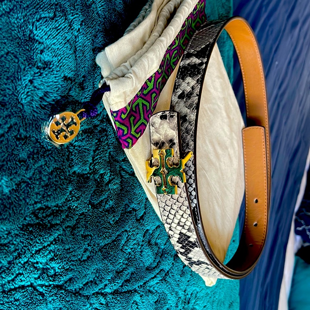 💯 Authentic reversible Tory Burch Belt. Snakeskin print/Royal Tan Leather EUC.